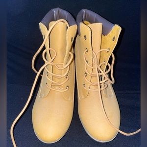 Women’s wedge booties. 8 & 1/2.